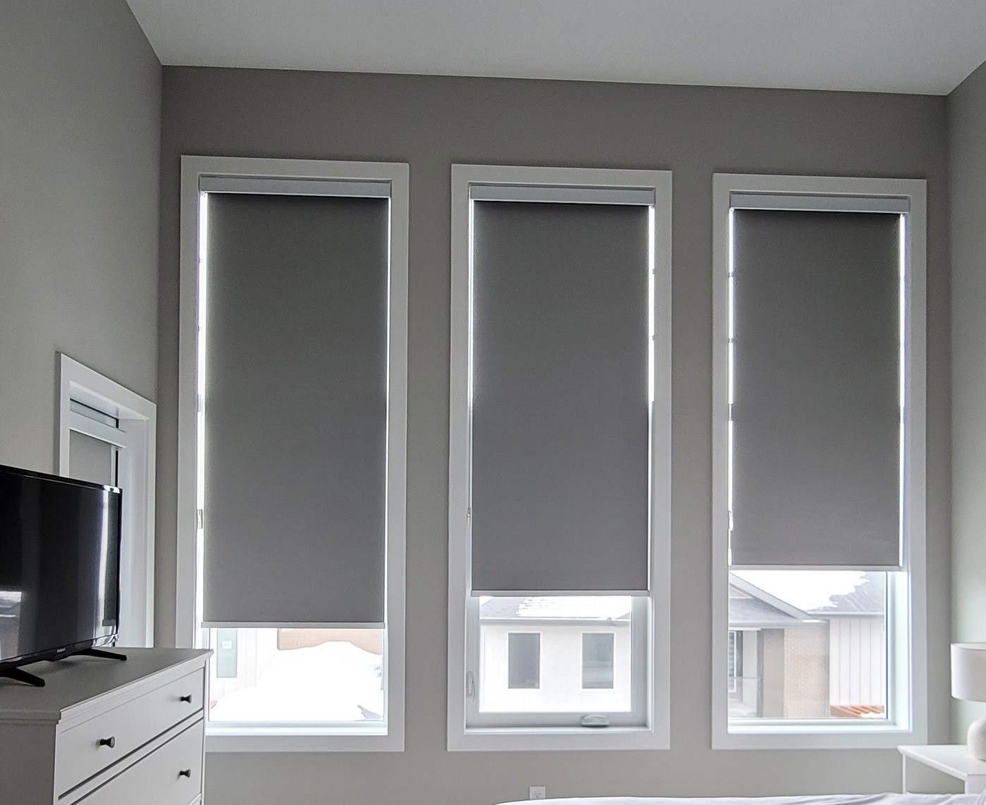 What to Love About Custom Blackout Roller Blinds